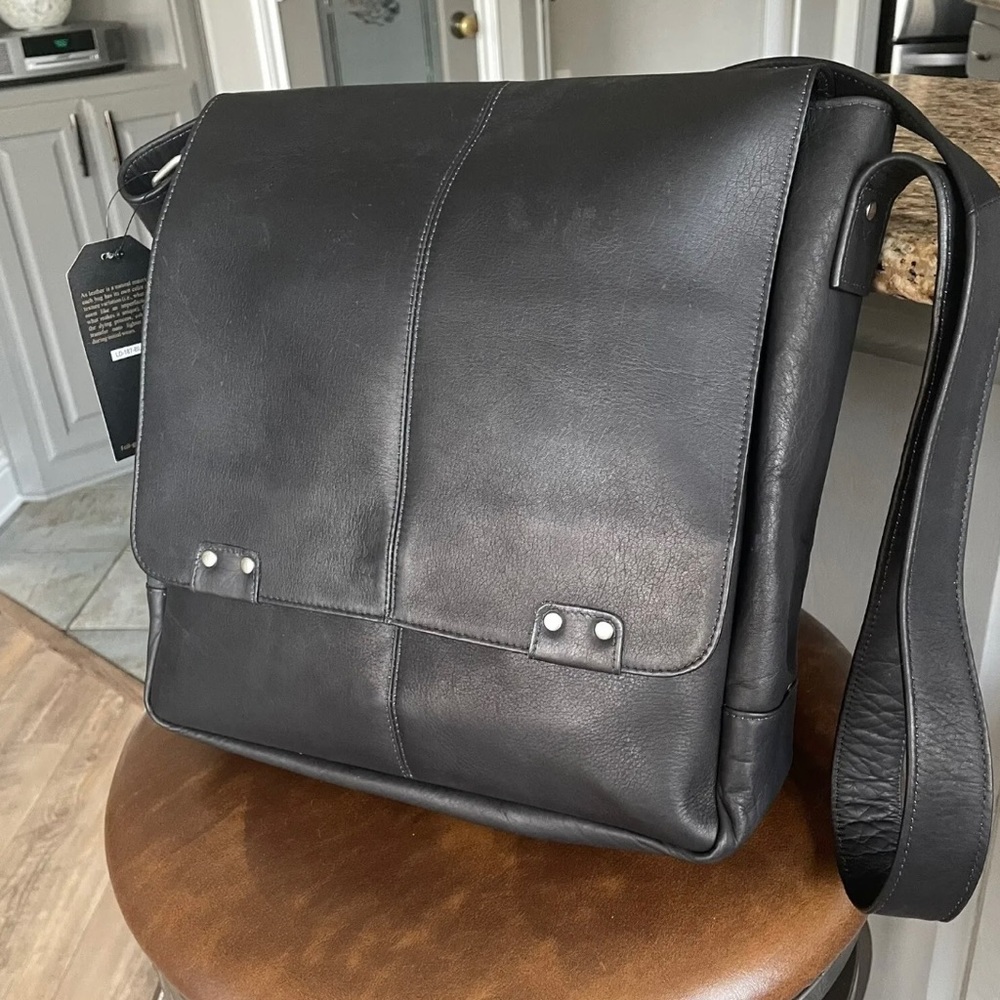 LeDonne Leather Rivet Laptop Messenger; Colombian Leather Bag; NWT; Black